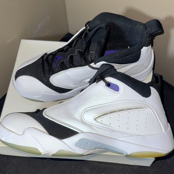 Jordan Jumpman Quick 23 Concords Released 2018 Athletic Shoes Black White Purple